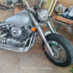 2000 Yamaha Vstar- 650