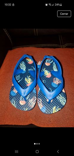 Sandalias para bebe 5/6 todler..Nuevas