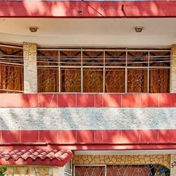 Vivienda ubicada en cuba, La Habana , Vedado Plaza de la revolución. Para más detalles pude preguntar