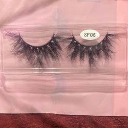 Fluffy Lashes
