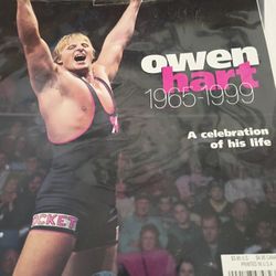Vintage Auto Graphed  WWF Magazine Featuring The Late Owen Heart Plus A Colorbration Of His Life 1(contact info removed)