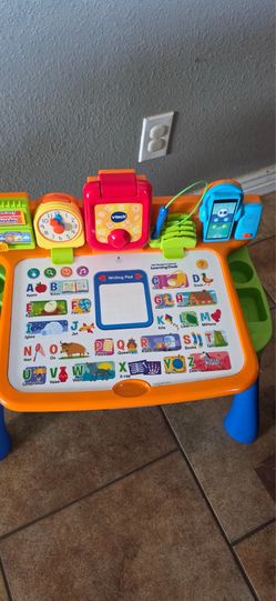 Toddler learning table