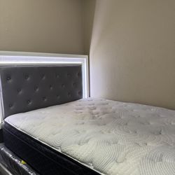 LED Queen Bed Set With Mattress