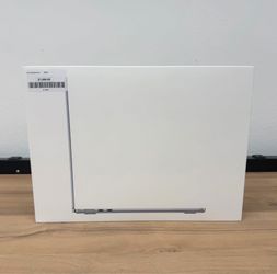 13.6" MacBook Air M4 10 Core*512GB SSD*24GB RAM