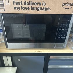 Apartment Size Microwave