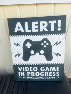 Gamer canvas picture, its 28”x18”