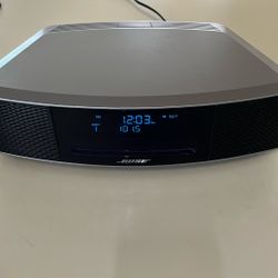 Bose Wave IV Music System (model 41788-WMS)