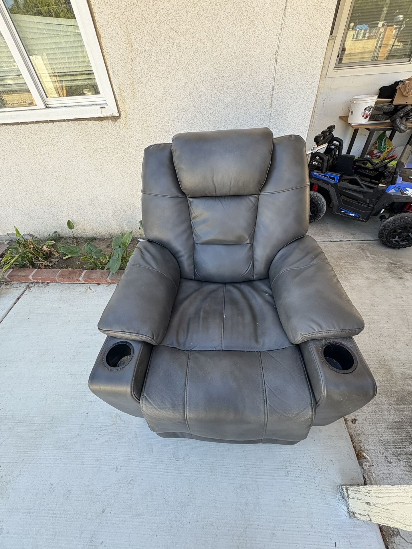 Electric Recliner