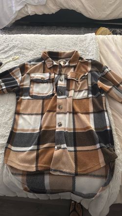 Tan women’s flannel