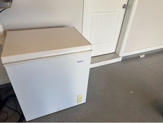 Cube Chest Freezer