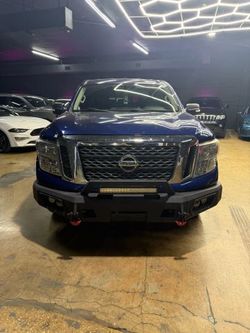 2017 Nissan Titan Crew Cab