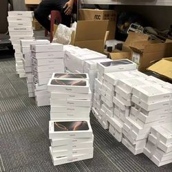 iPhone Wholesale Available