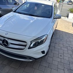 2015 Mercedes-Benz GLA 250