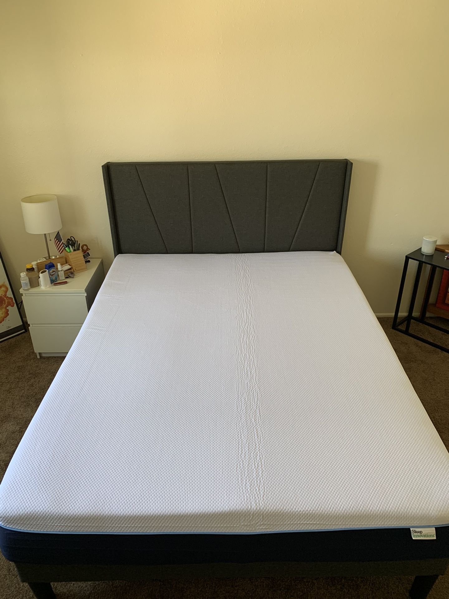 “Sleep innovations” Marley 12inch Queen Memory Foam Mattress With Cooling Gel Technology. Medium-firm