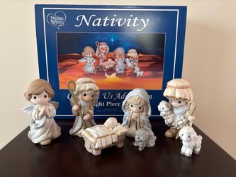 Precious Moments Nativity Figurine Set