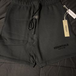 Essential Shorts 