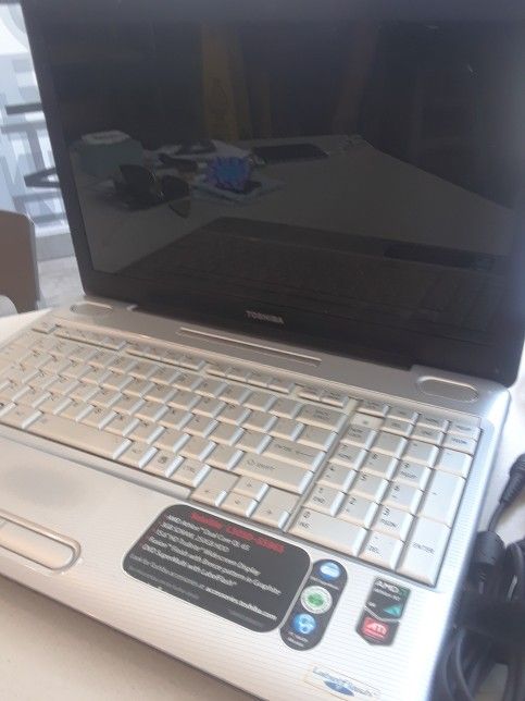 Toshiba Satellite 5050 Laptop With Windows And Charger. Ready To Use Immediately.