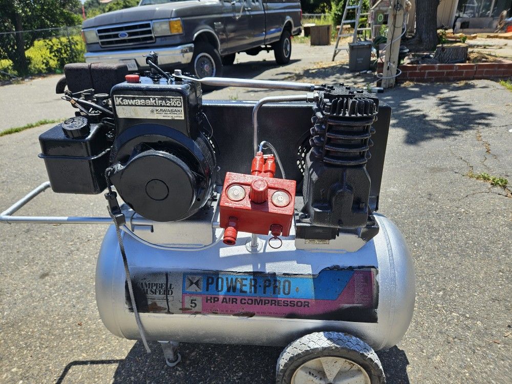 Gas Powered Compressor Runs Perfect. Strong Has No Issues!