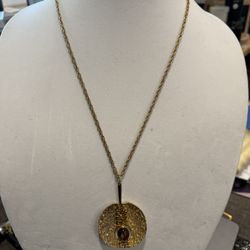 Gold Tone Necklace