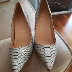 Ladies Shoes 