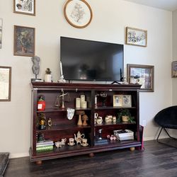 Tv stand