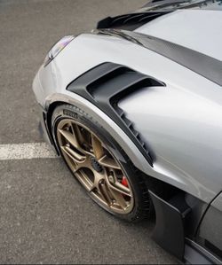 Porsche 992 GT3 RS Louvered Fenders
