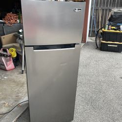Small Refrigerator 