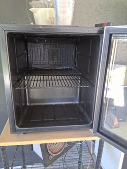 Works great beer fridge 50$
