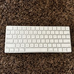 Apple Magic Keyboard