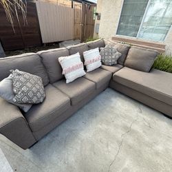 Nice Large Sectional. Extremely Comfy.