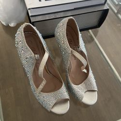 Heels Size 5.5 - 6