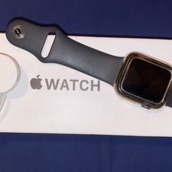 SE APPLE WATCH 