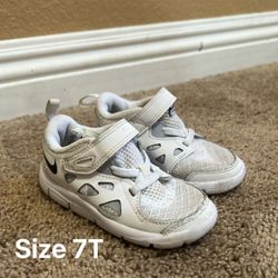 Nike Toddler White Shoes With Velcro Size 7T