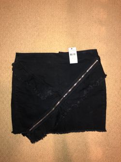 Brand New Skirt $5