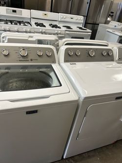 Maytag washer and dryer set
