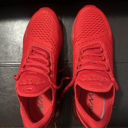  Air Max 270’s Men’s 11