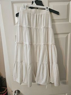 Womens Medium ivory white long skirt