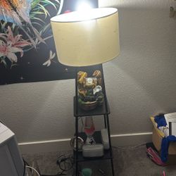 Lamp With 2 Shelves