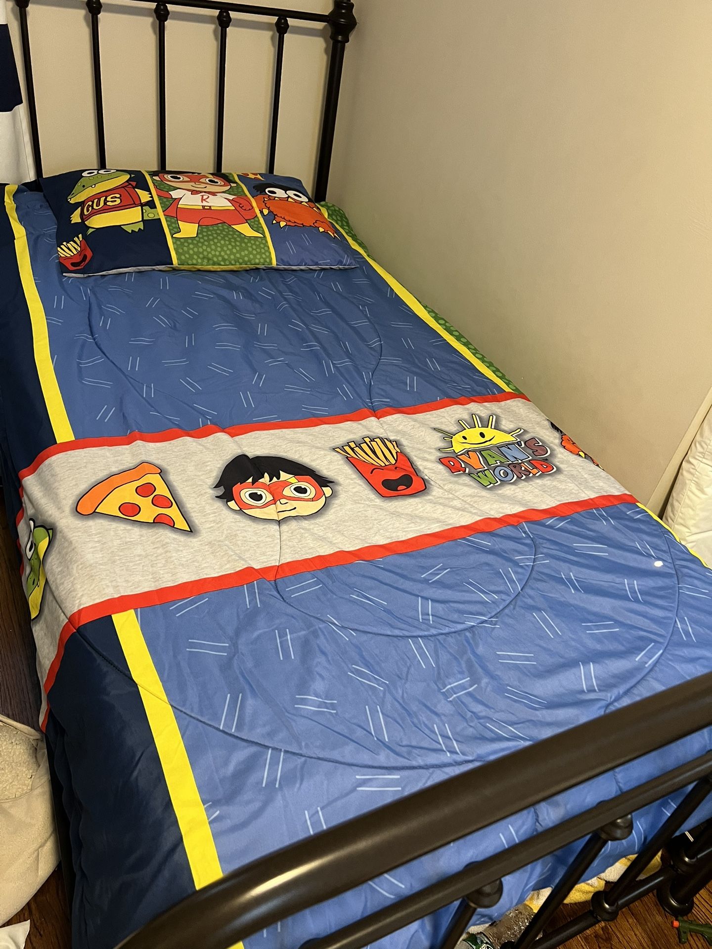 Ryan’s world twin size comforter