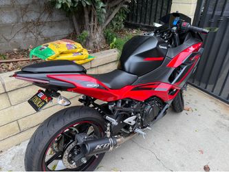 Kawasaki ninja 500 ABS 2024