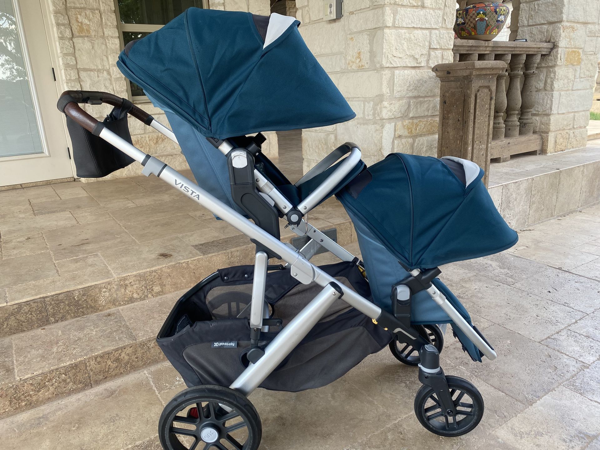 UppaBaby Vista 2 Stroller With Extras