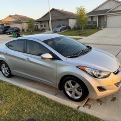 Hyundai Elantra 