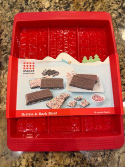 Christmas Silicone Mold For Brittle and Bark **BRAND NEW**