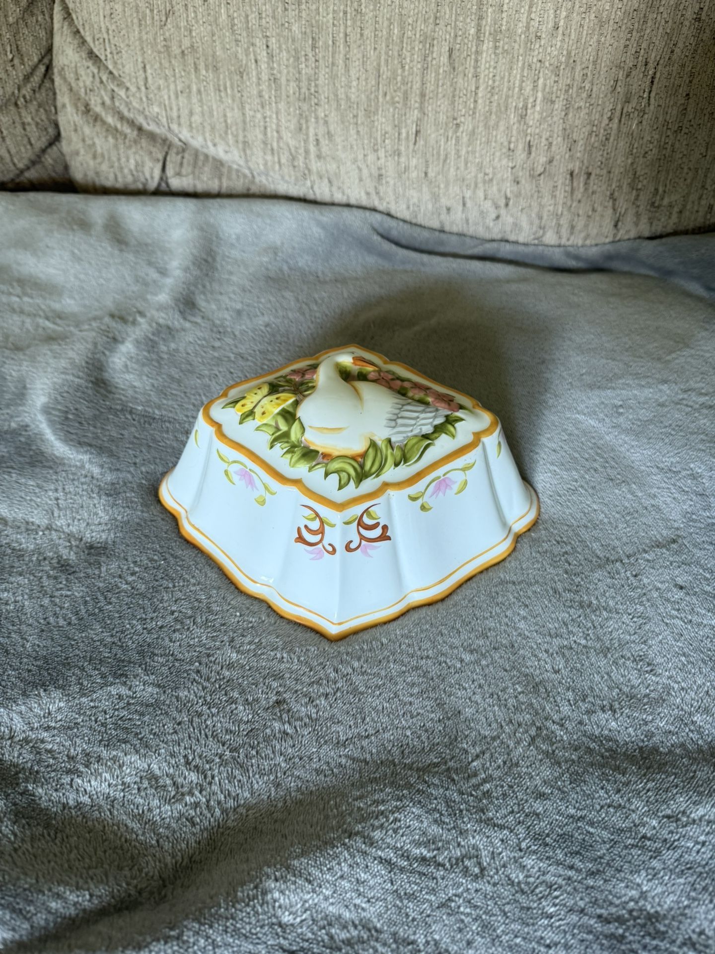 Ceramic Duck Themed Wall Art