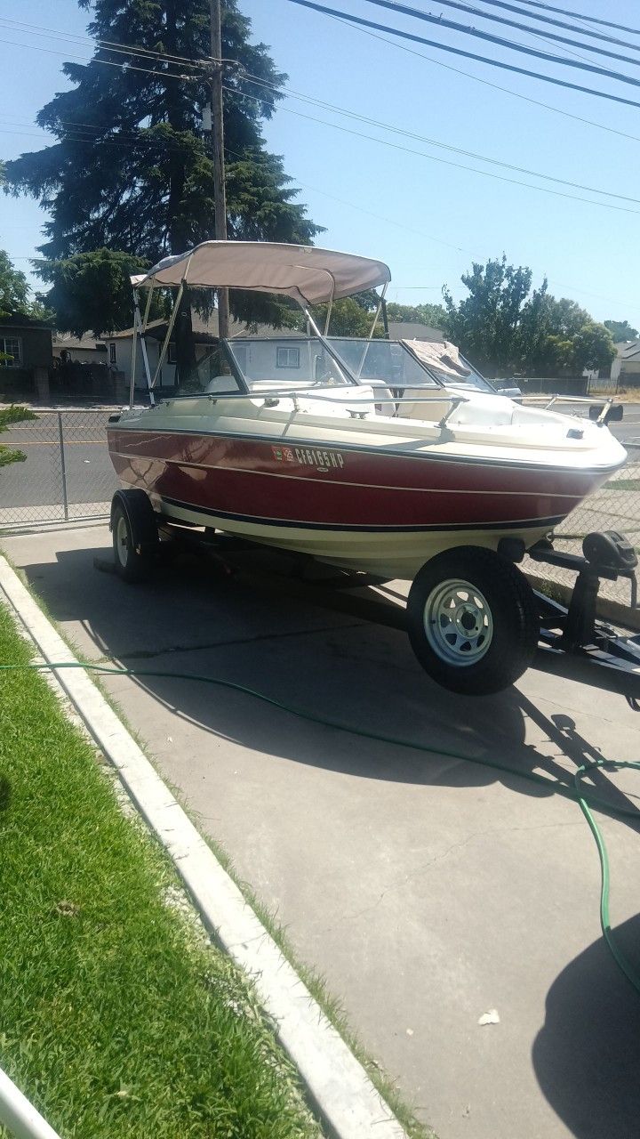1984 Beach Craft Boat