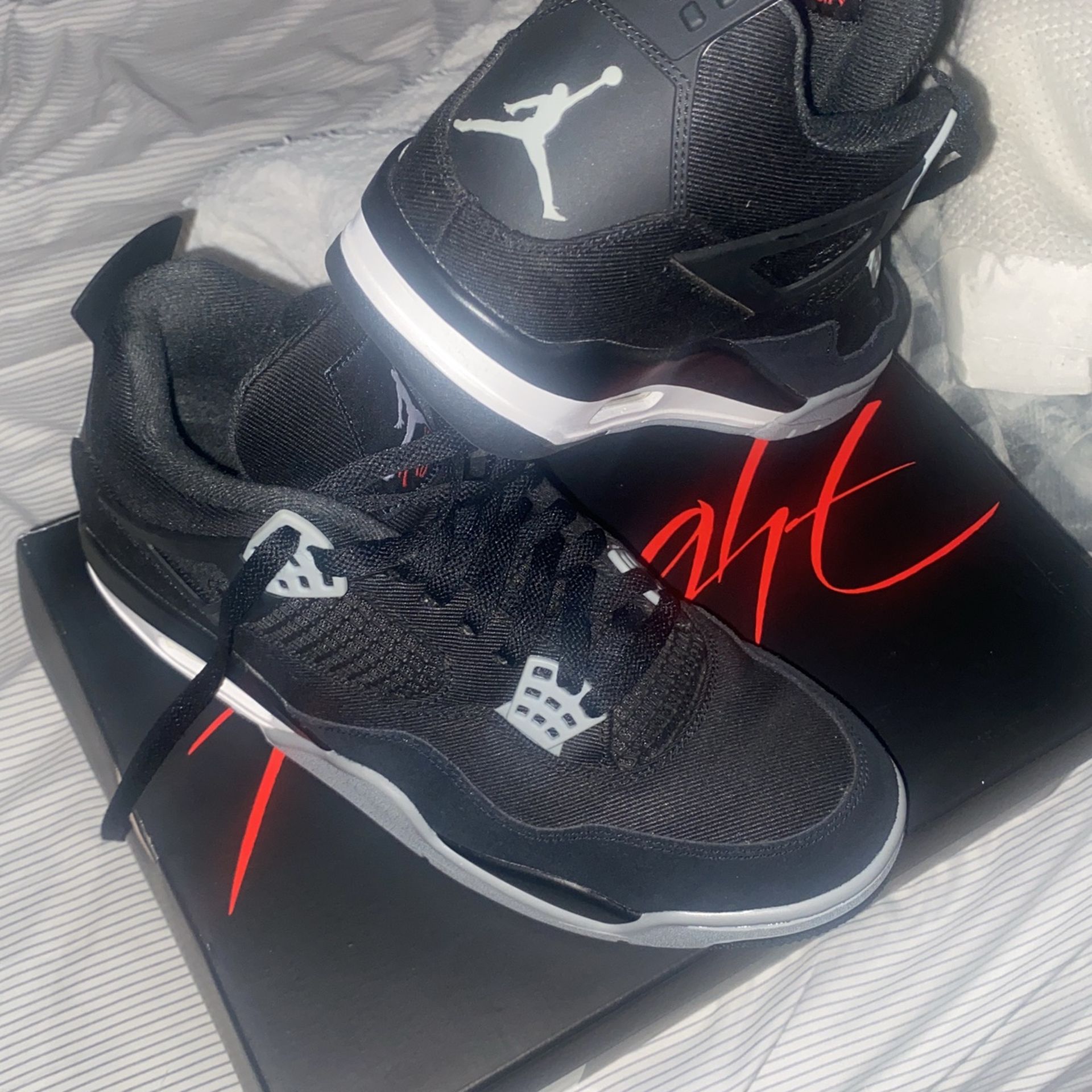 Retro four air Jordans