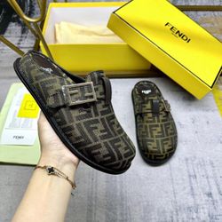 Fendi Women’s Shoes With Box 2025 New