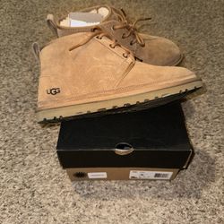 Ugg Neumel Size 8 Men’s Brand New