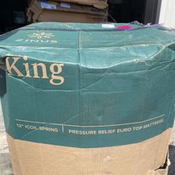 ZINUS 12 Inch Euro Top Pocket Spring, Pressure Relief Hybrid Mattress King