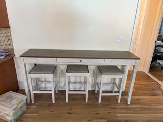 Ashley Furniture Counter Height wall table 3 stools